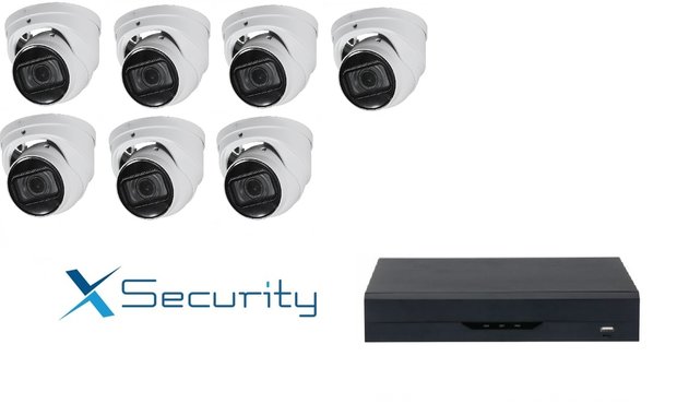 X-security NVR  met 7 x 8MP starlight camera + audio